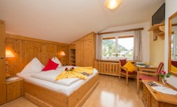 booking18098_33.jpg